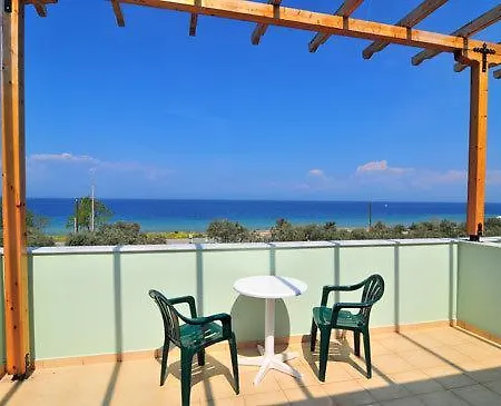 Blue Horizon * Σκάλα Καλλιράχης